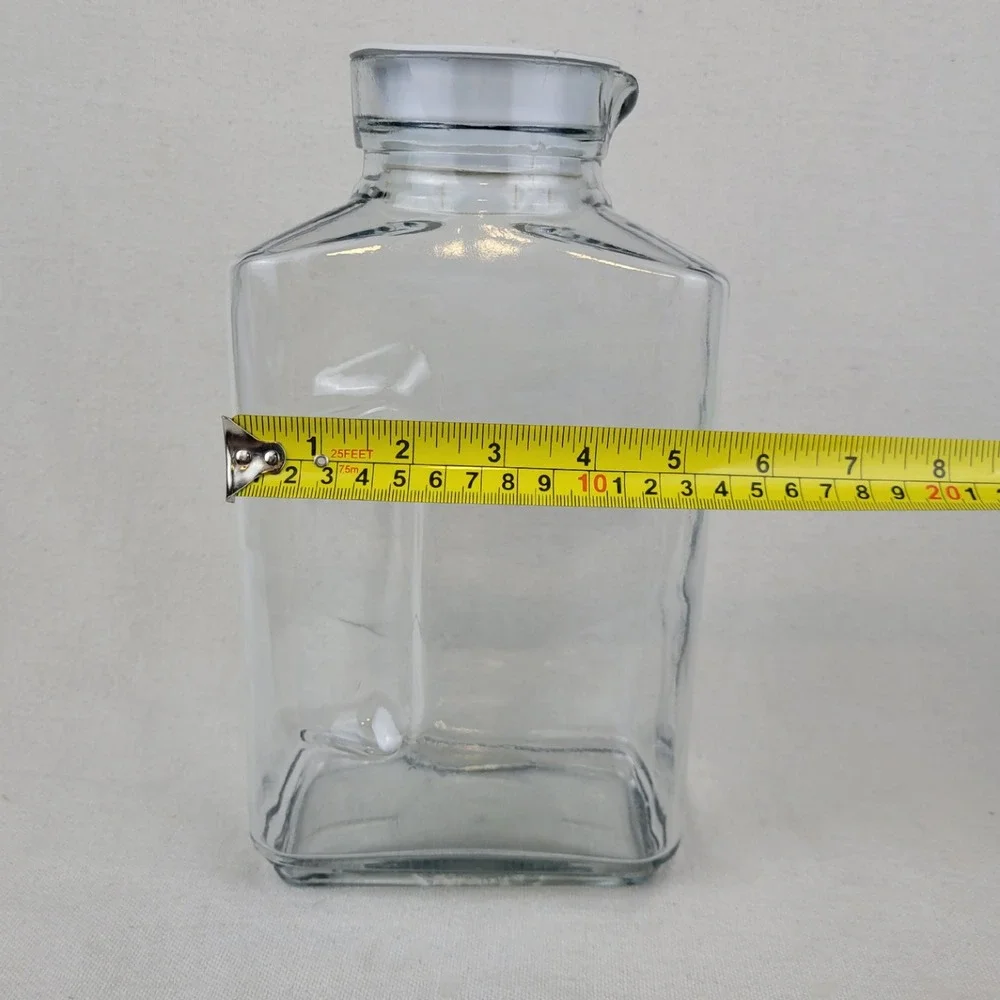 Anchor Hocking Glass Juice Carafe Pitcher with Lid‎ 1 Quart Clear Square USA